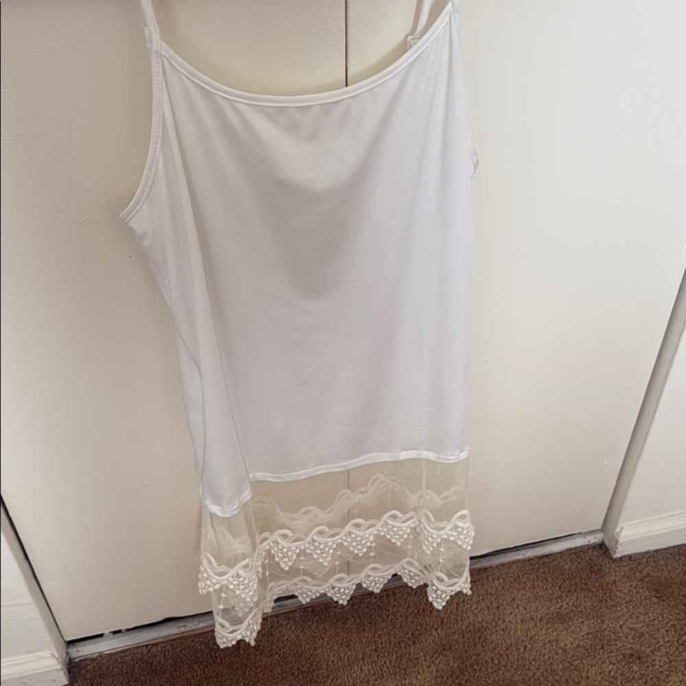 Elegant White Lace Trim Tank S/M